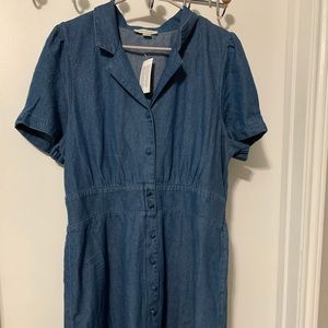 🦋 NWT 🦋   American Eagle chambray/denim dress.